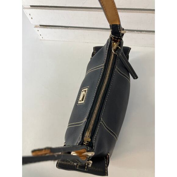 DOONEY & BOURKE SMALL BLACK PEBBLED LEATHER SHOULDER BAG - Picture 6 of 16